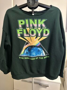 Pink Floyd Dark Green Sweatshirt with Multicolor Graphic